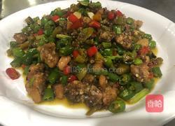 家常菜之尖椒鸡丁，勾起你的味蕾。的做法图解3