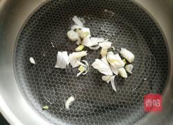 西兰花蛋炒饭的做法图解6