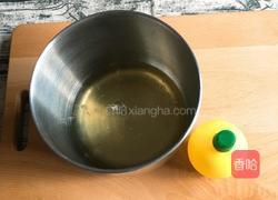 8寸中空酸奶蛋糕的做法图解1