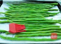 香辣烤豆角的做法图解7