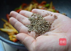 洋葱爆炒八爪鱼的做法图解9