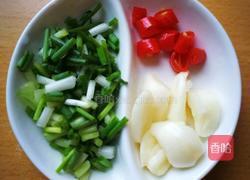 西芹炒核桃的做法图解4