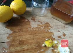 蜂蜜柠檬茶的做法图解1