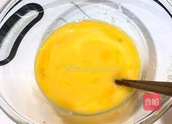 银鱼黄瓜蛋饼的做法图解2