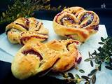 紫薯花式甜面包的做法[图]