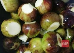 无花果炖乌鸡的做法图解2