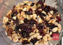 蔓越莓坚果牛轧糖的做法图解4