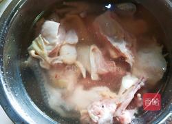 鲜松茸鸡汤的做法图解2