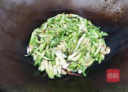 青椒茄子丝的做法图解9