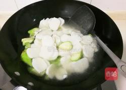 丝瓜黑木耳年糕的做法图解10