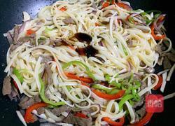 黑椒牛排炒意面的做法图解12