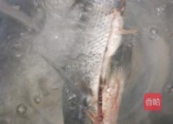 红烧鱼的做法图解1