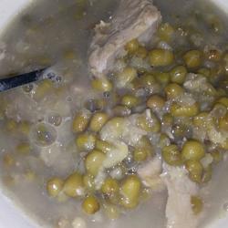 绿豆排骨汤的做法[图]