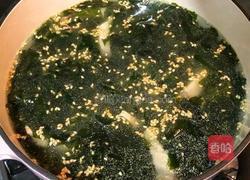 五花肉海带芽蛋花汤的做法图解4