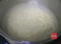 Illustration of how to make diced noodles with tomatoes 1