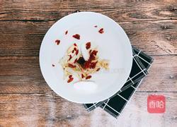 广式靓汤之“麦冬玉竹老鸽汤”的做法图解2