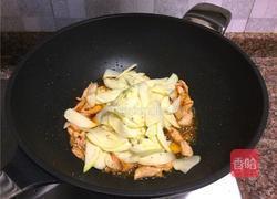 茭白炒肉的做法图解8