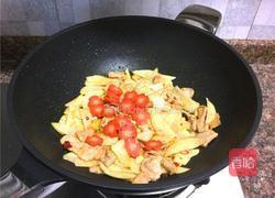 茭白炒肉的做法图解9