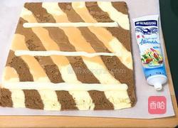 巧克力双色蛋糕卷的做法图解24