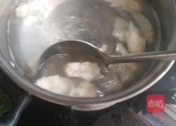 木耳虾肉小金鱼馄饨的做法图解8