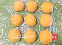 南瓜泥餐包的做法图解16