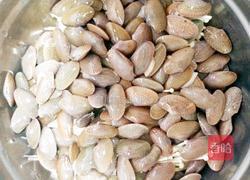 蒜香四溢金针菇蒸花甲的做法图解5