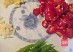 木耳炒肉的做法图解1