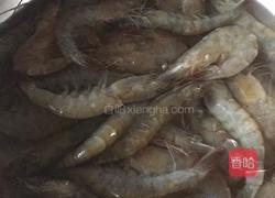 虾肉馄饨的做法图解1