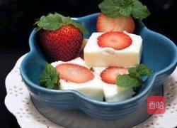 草莓奶冻的做法图解3