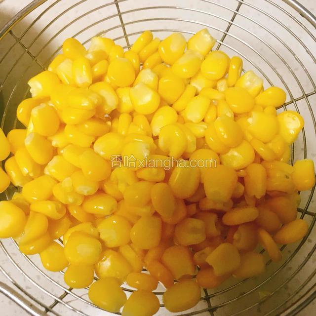 焯好控水，留一点点水分