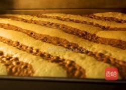 可可双色蛋糕卷的做法图解10