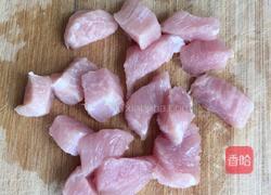 瑶柱花菇炖鸡脚的做法图解3