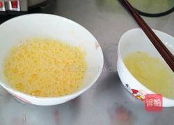 辅食鸡蛋羹的做法图解2