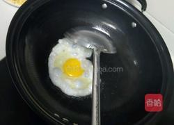 豆渣炒鸡蛋的做法图解3