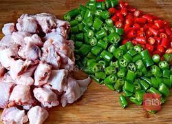 麻辣鸡翅中的做法图解2