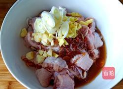 麻辣鸡翅中的做法图解3