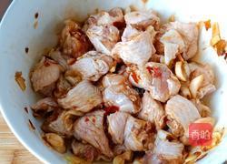 麻辣鸡翅中的做法图解4