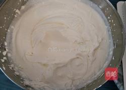 芒果冰激凌爆浆戚风蛋糕(6寸)的做法图解8