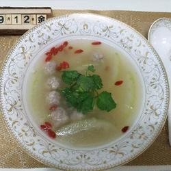 冬瓜汆丸子的做法[图]