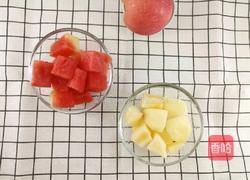 牛奶银耳水果汤 增强免疫力的做法图解2