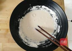 芹菜叶鸡蛋饼的做法图解3