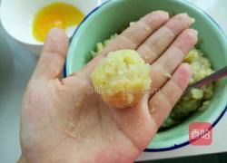 鲜虾土豆球的做法图解9
