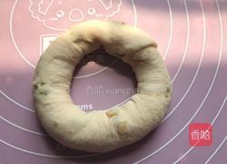 开心果碱水贝果的做法图解7