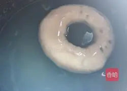 Illustration of how to make pistachio alkaline bagels 9