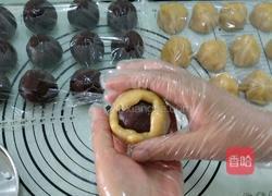 蛋黄豆沙月饼的做法图解9