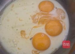 原味蛋糕卷的做法图解2