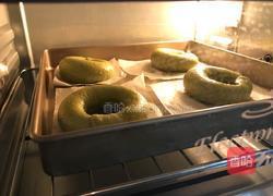 无油酸奶全麦抹茶黑芝麻贝果的做法图解11