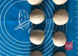 蛋黄酥的做法图解11