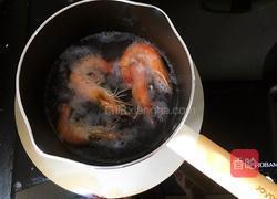 鲜虾时蔬米线的做法图解3