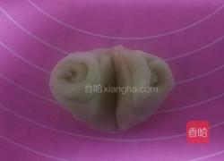 酥皮豆沙蛋黄月饼的做法图解7